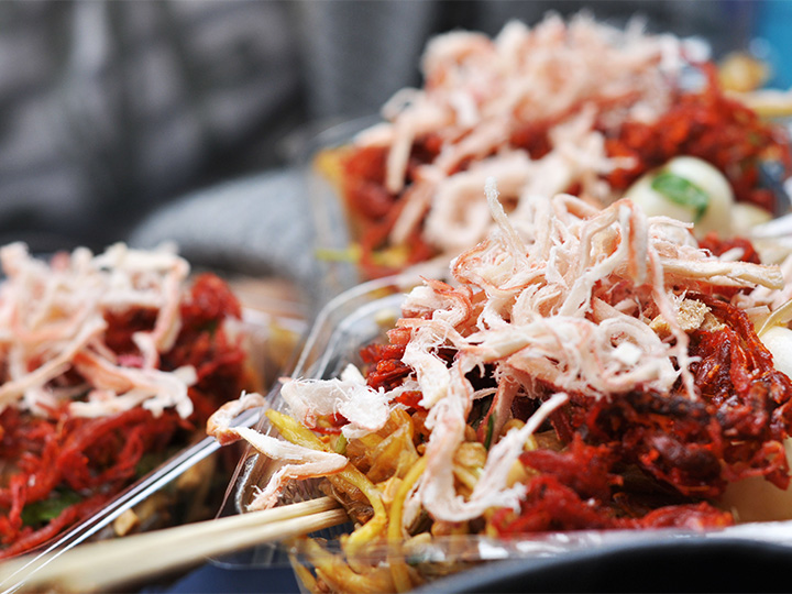 Xu hướng ăn uống của người Việt – Yếu tố thúc đẩy bao bì nhựa